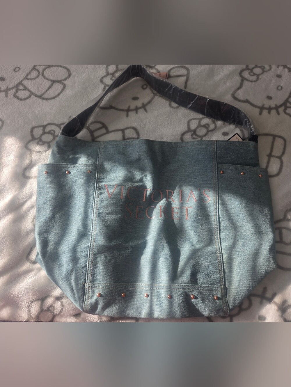 Victoria's Secret Teal Tote with Pink Script Interior